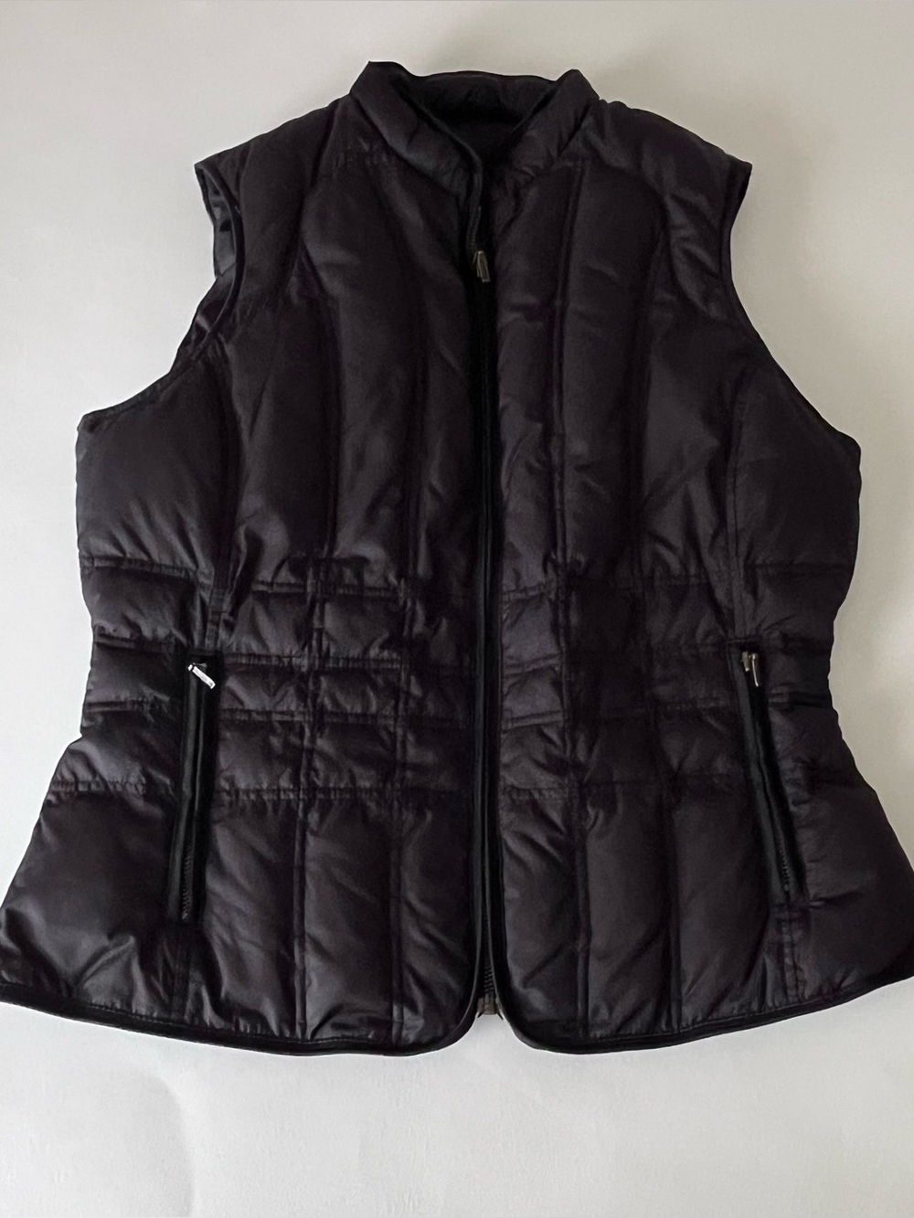 Eddie Bauer Black Down Quilted Vest Size L